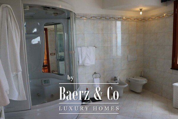 photo 43 Villa for sale 507 m²