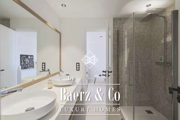 photo 11 Fayence Region: Beautiful property with commanding views of the countryside.