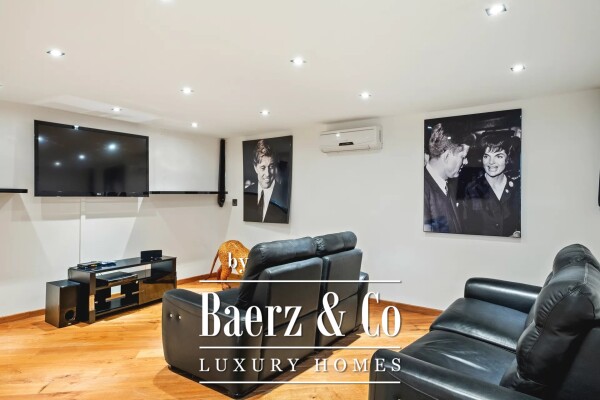 photo 10 Beautiful Property with Panoramic Sea view