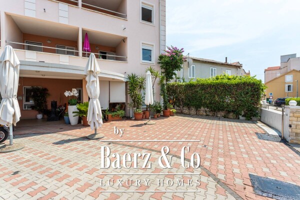 photo 49 Novalja, house with 10 apartments near the center with a sea view