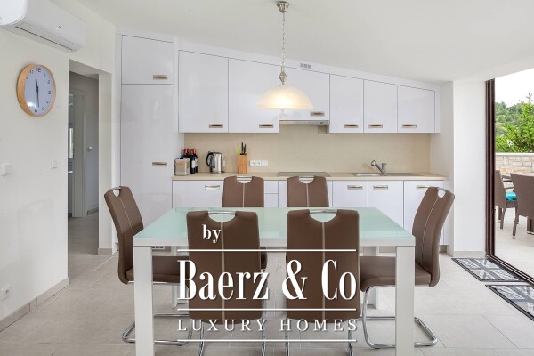 photo 5 Šolta, Stomorska, Mediterranean villa with swimming pool and tennis court