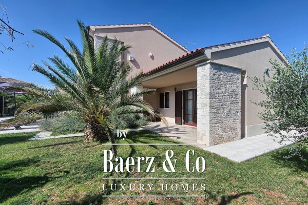 photo 6 Istria, Savičenta, Juršići, modern villa 400 m2 on a large plot of 1986 m2