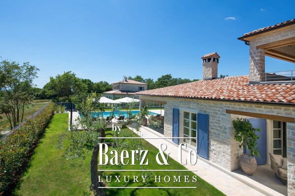 photo 2 Istria, Kanfanar, stone villa with swimming pool and sports fields