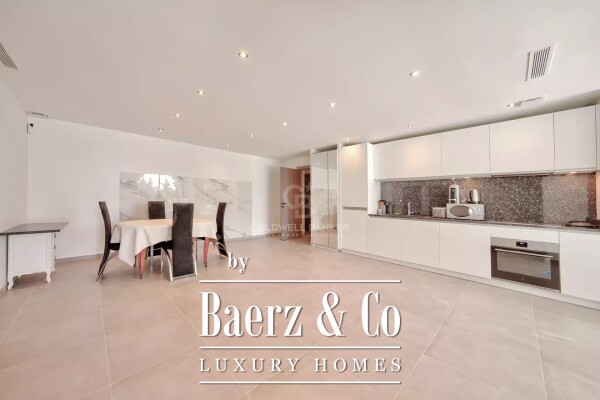 photo 11 Contemporary villa with Seaview