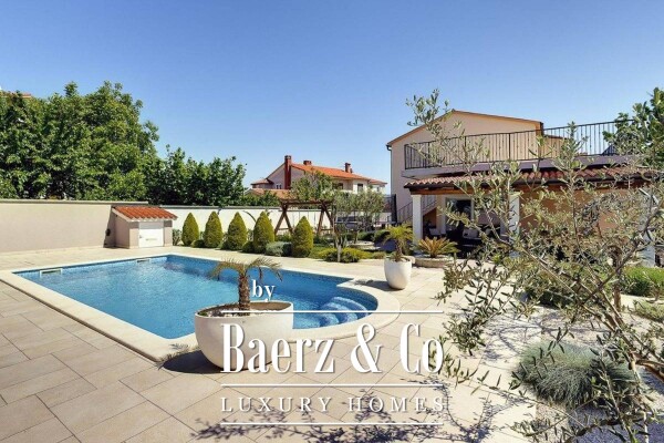 photo 2 Modern villa with pool and fitness area in a prestigious Medulin location