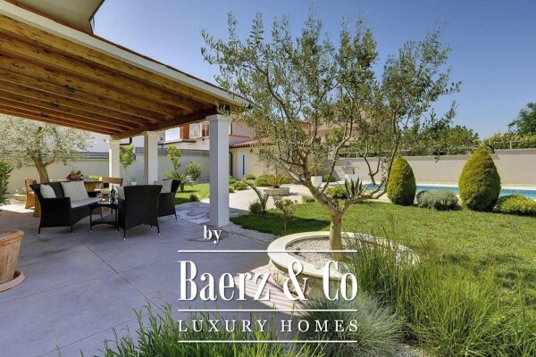 photo 9 Modern villa with pool and fitness area in a prestigious Medulin location