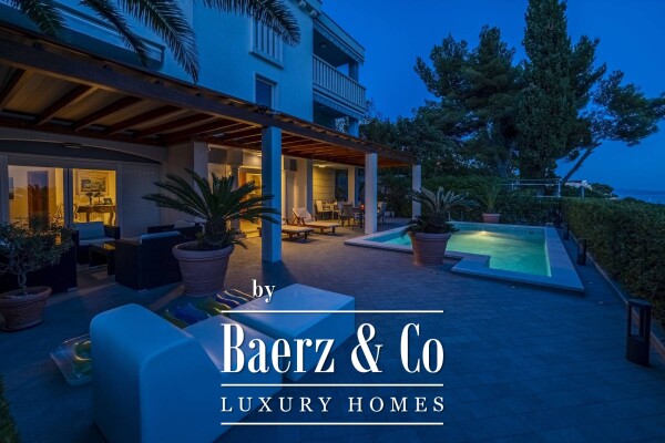 photo 132 Split, Čiovo, modern villa/boutique hotel with 8 apartments, first row to the sea