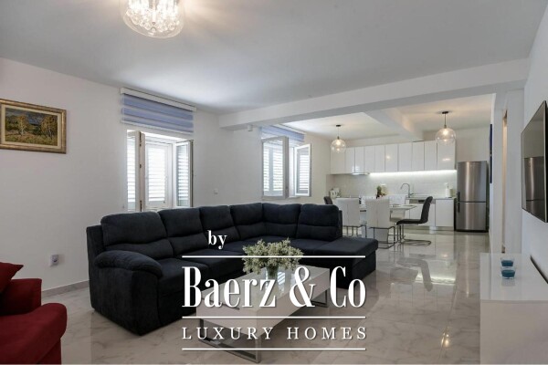 photo 12 Brač, Donji Humac, three charming buildings with a swimming pool on a plot of 1780 m²