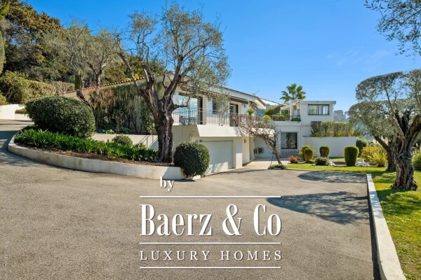 photo 12 Magnificent Californian Villa Offering  Breathtaking View