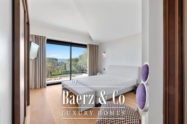 photo 29 Magnificent Californian Villa Offering  Breathtaking View