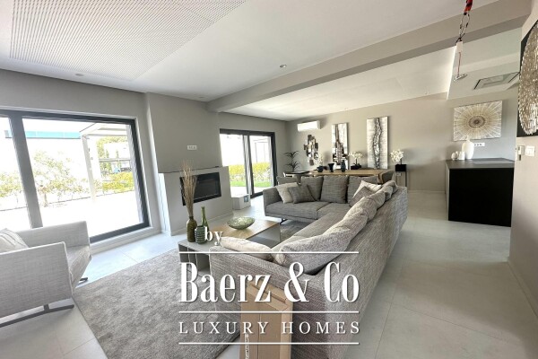 photo 6 Istria, Pomer: Exclusive Modern Villa 286 m² with Pool and Sea View, 400m from Coast