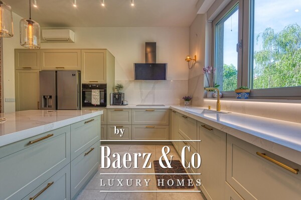 photo 8 Zagreb, Medveščak, luxurious four-room apartment 203.91 with a garden