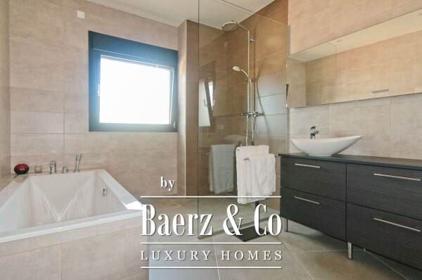 photo 21 Beautiful luxury home in Altea