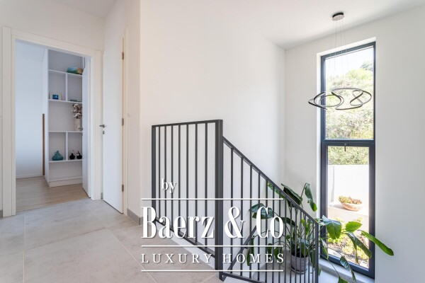 photo 11 Sevid, NEW BUILD, modern villa with a pool