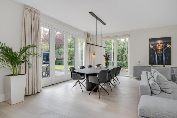 photo 15 van Brouchovenlaan 6