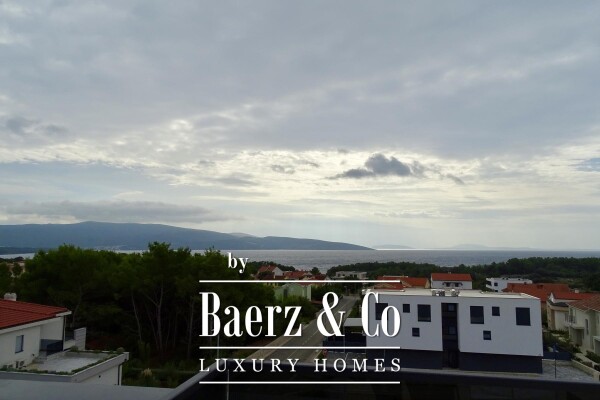 photo 5 Krk, luxury penthouse, four-bedroom apartment, 159 m², rooftop terrace, 500 m from the sea