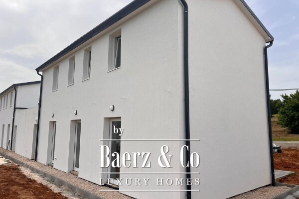 photo 13 Istria, Momjan - house with two residential units