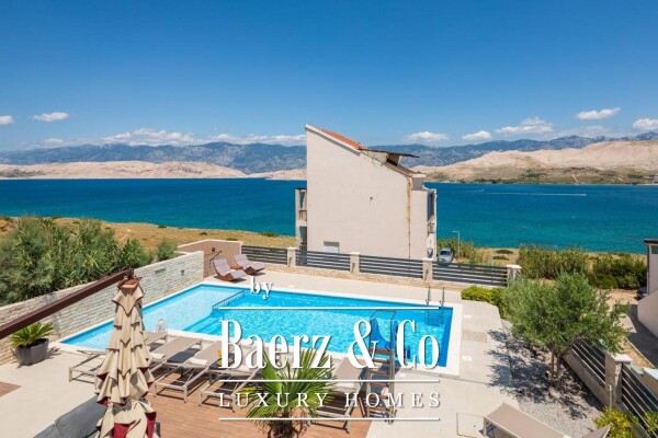 photo 32 Pag beautiful villa with sea view 350m2 200 meters from the sea