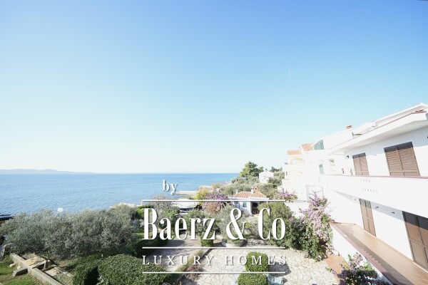 photo 4 Zadar, Diklo villa first row to the sea divided into three floors 377 m²