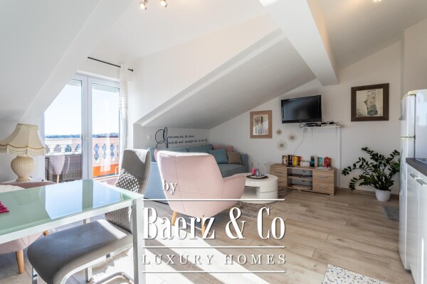 photo 3 Vodice, spacious house with apartments and a swimming pool