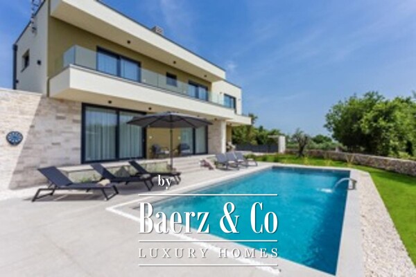 photo 4 Istria, Smoljanci - quality and modern detached house, 208 m², heated swimming pool 40 m²