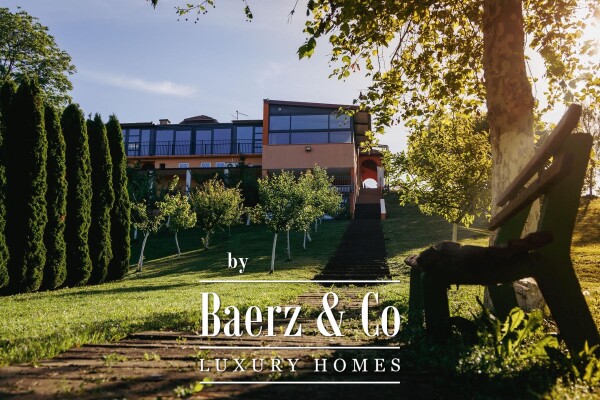 photo 3 Vinkovci, Marinci, Exclusive villa with swimming pool, 558.64 m², on a plot of land of 7270 m²