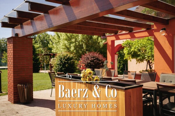 photo 11 Vinkovci, Marinci, Exclusive villa with swimming pool, 558.64 m², on a plot of land of 7270 m²