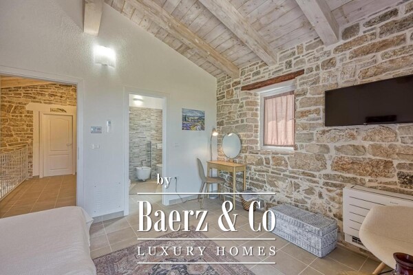 photo 18 Istria, Selina - Authentic Renovated 260 m² Stone Villa with a Pool