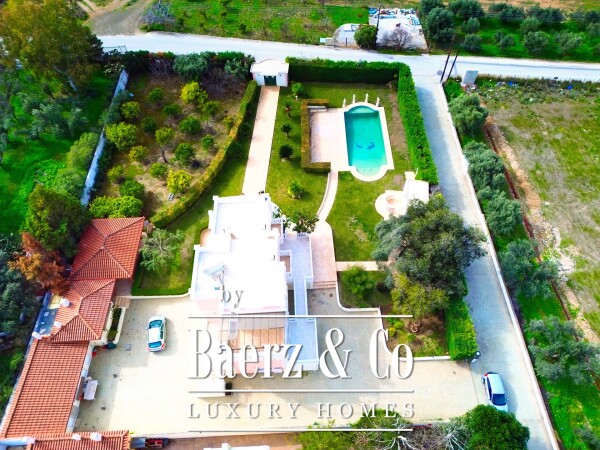 photo 2 1502929 - Villa For sale, Loutraki-Perachora, 300 sq.m., €850.000