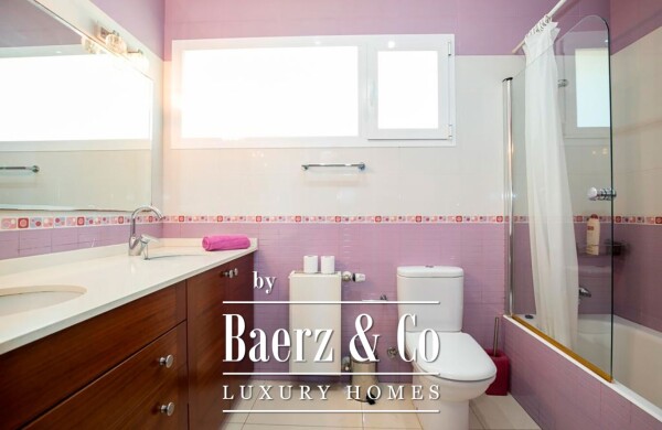 photo 30 BEAUTIFUL HOUSE WITH GARDEN IN MAHON