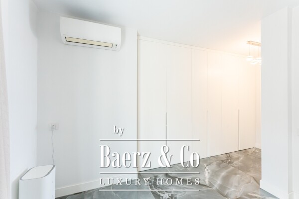 photo 20 Elegant bungalow in prestigious area.