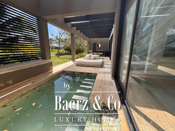 photo 16 Country Club 