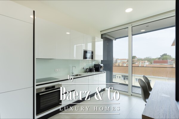 photo 12 Luxury 4 bedroom duplex  penthouse in prime Lisbon location.