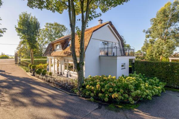 photo 1 Provincialeweg Oost 64