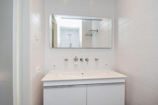 photo 32 Thérèse Schwartzestraat 113