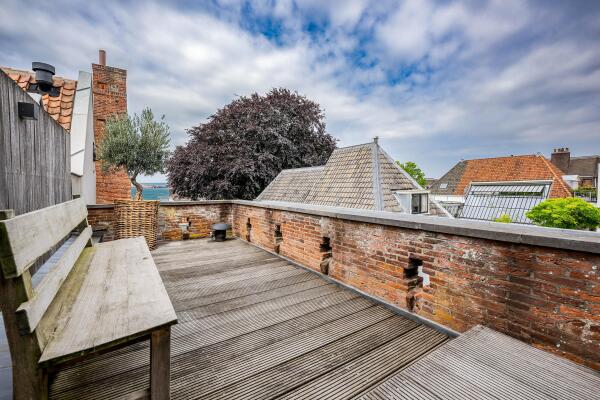 photo 64 Rapenburg 45