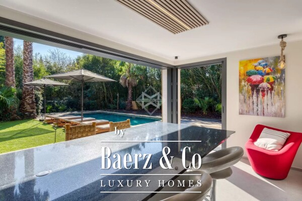 photo 4 Gigaro - Walking Distance to the Beach - Private Estate - Turnkey Villa