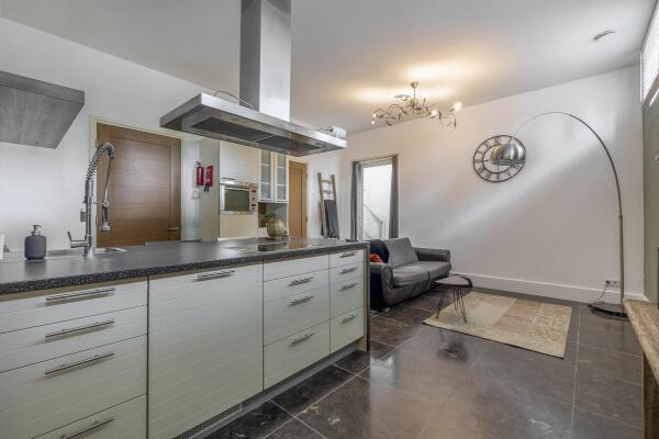 photo 48 Schadewijkstraat 29