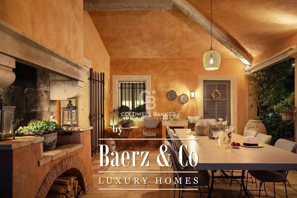 photo 3 Stunning Property with Panoramic Sea View