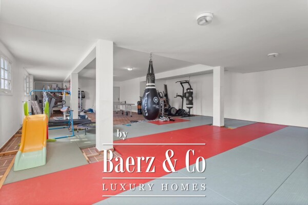 photo 22 ONLY 7 MINUTES FROM NICE LINGOSTIÈRE – BEAUTIFUL FAMILY VILLA WITH POOL