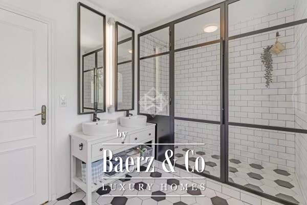 photo 15 Charming Neo-Provencal Family Villa in the Heart of Cap Brun – Toulon