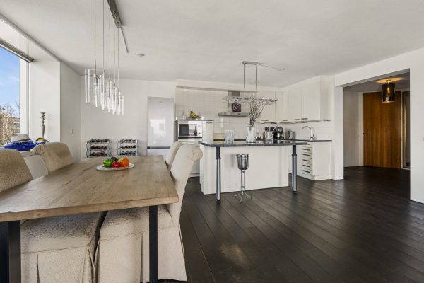 photo 20 Van Leijenberghlaan 2 T