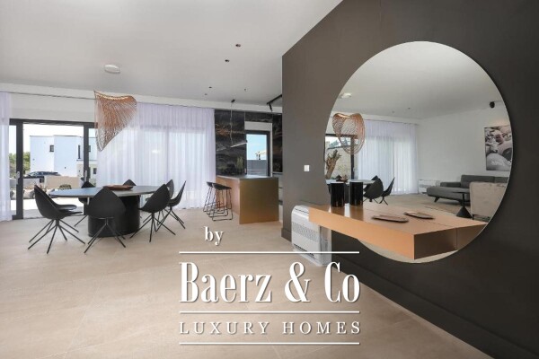 photo 11 Pag – Jakišnica -Luxury villa with heated pool, 4 en-suite bedrooms and wellness – 90 m from the sea