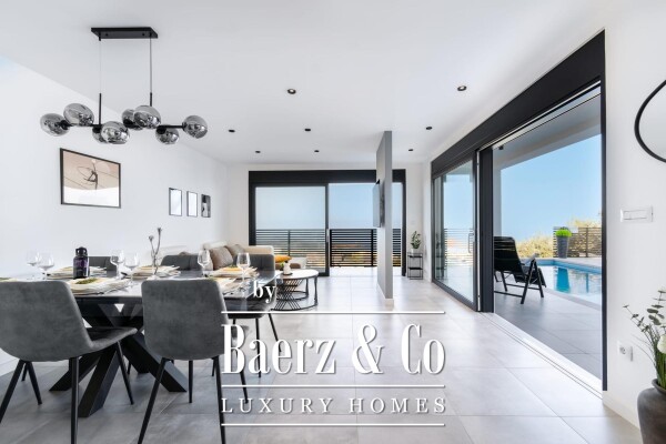 photo 6 Makarska, two-story, three-room apartment, with pool