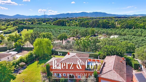 photo 9 PRESTIGIOUS VILLA IN FREJUS