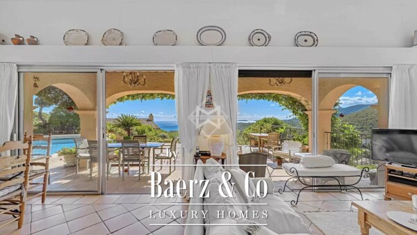 photo 8 Charming Varois-Style Property with Sea and Hill Views – La Croix-Valmer