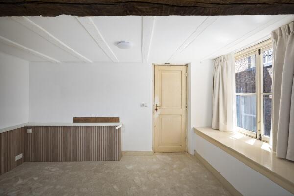 photo 36 Zaadmarkt 93