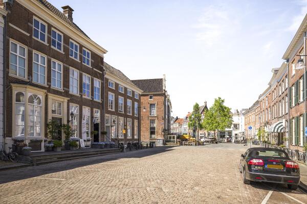 photo 58 Zaadmarkt 93