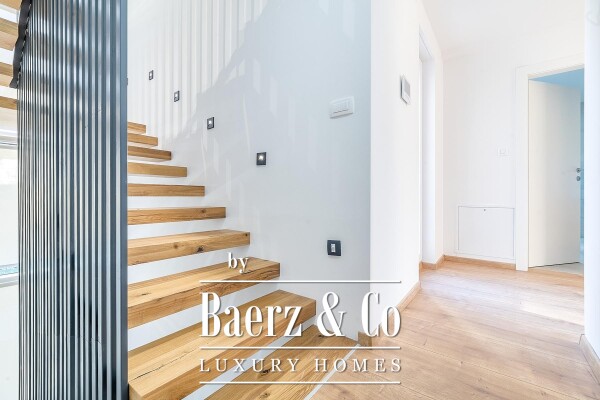 photo 5 Zagreb, Mlinovi, luxurious four-room apartment 152 m² in a duplex house with a garage