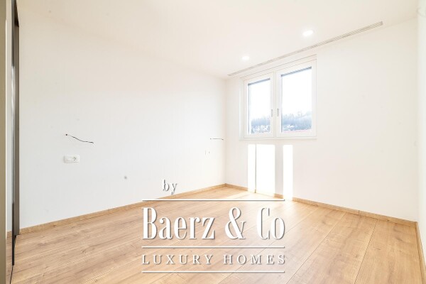 photo 8 Zagreb, Mlinovi, luxurious four-room apartment 152 m² in a duplex house with a garage